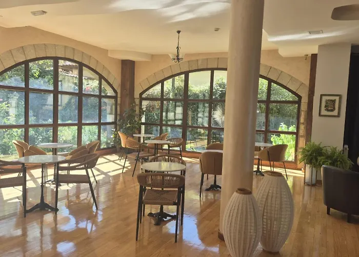 Antiguas Eras Hotel 3*